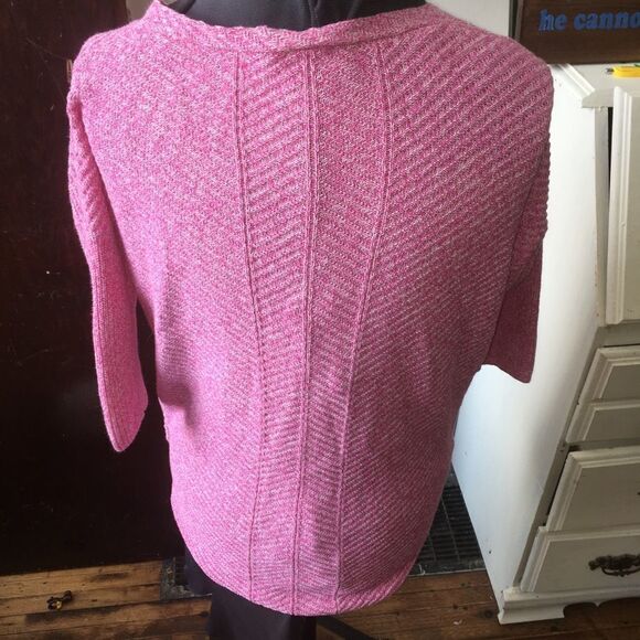 Express v-neck oversized/slouchy sweater - Picture 2 of 3